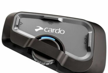 Cardo-Freecom-4X-Headset