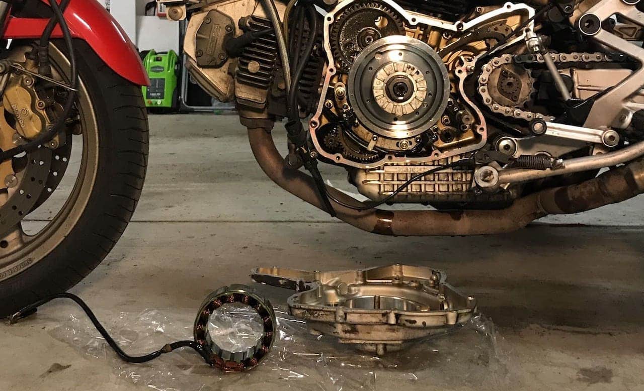 What is Motorcycle Clutch and How does it work?