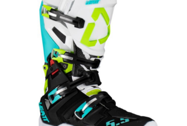 Leatt Moto 5.5 FlexLock Boots
