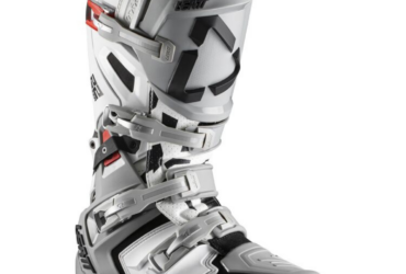 Leatt Moto 5.5 FlexLock Enduro Boots