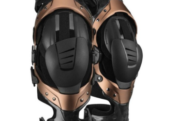 EVS Axis Pro Knee Brace