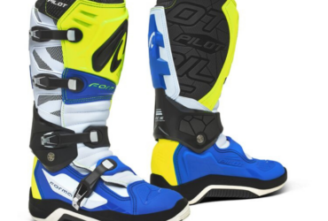 Forma Pilot Boots